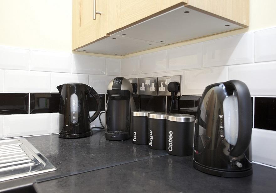 Foresters Inn Apartment - City Centre By Victoria Centre Shopping Centre - Your Own 5 Double Bedrooms Private Apartment With 3 Bathrooms And Full Kitchen To Cook As You Would At Home - Outdoor Parking For Cars Or Vans At Five Pounds A Day Nottingham Exterior foto